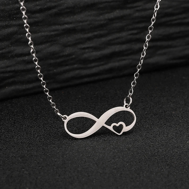 Stainless Steel Necklaces Infinity Symbol Sweet Heart Pendants Chain Choker Korean Fashion Necklace For Women Jewelry Party Gift