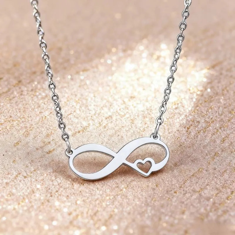 Stainless Steel Necklaces Infinity Symbol Sweet Heart Pendants Chain Choker Korean Fashion Necklace For Women Jewelry Party Gift