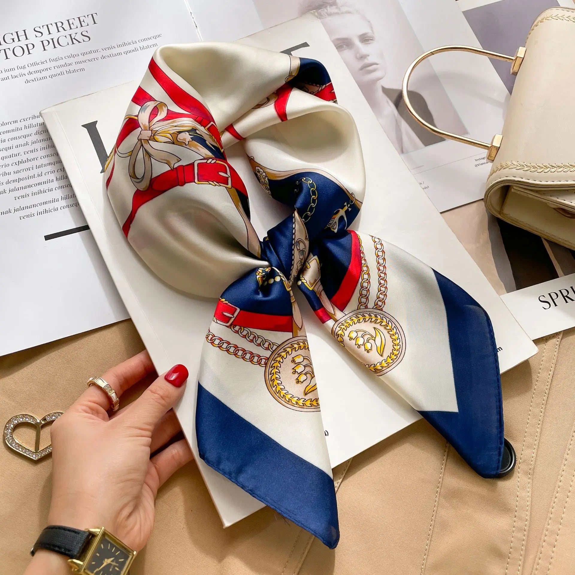 2025 New Fashion 70X70cmPrinted Women's Scarf Pashmina Silk Scarf Square Shawl Decorative Headband Neck Luxury Design Bandana