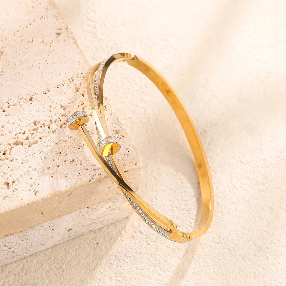 Mila london Luxurious and elegant nail stainless steel bracelets are suitable for women's parties, banquets and fashionable jewelry