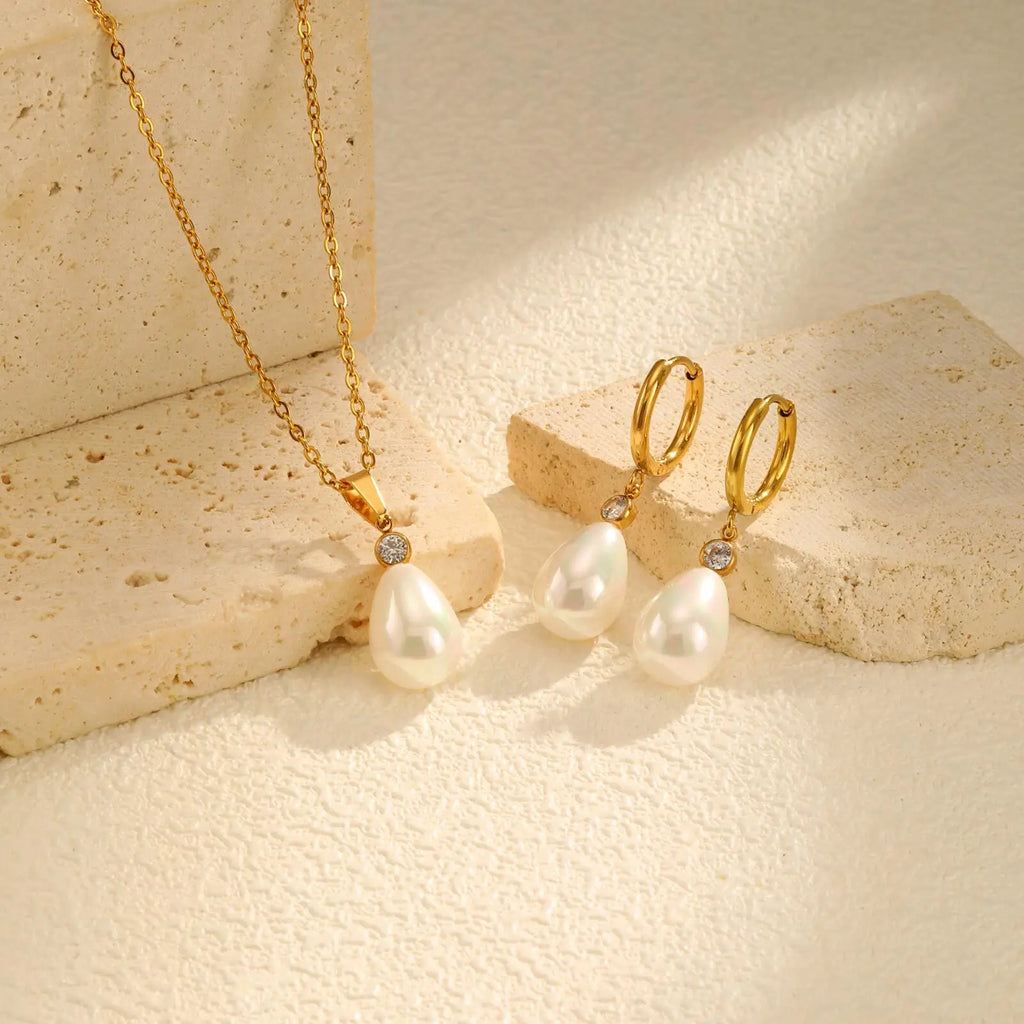 Zirconia Pearl Wedding Necklace for Women, 18k Gold Plated Choker Necklace Jewelry Mother Wife Girlfriend Gift