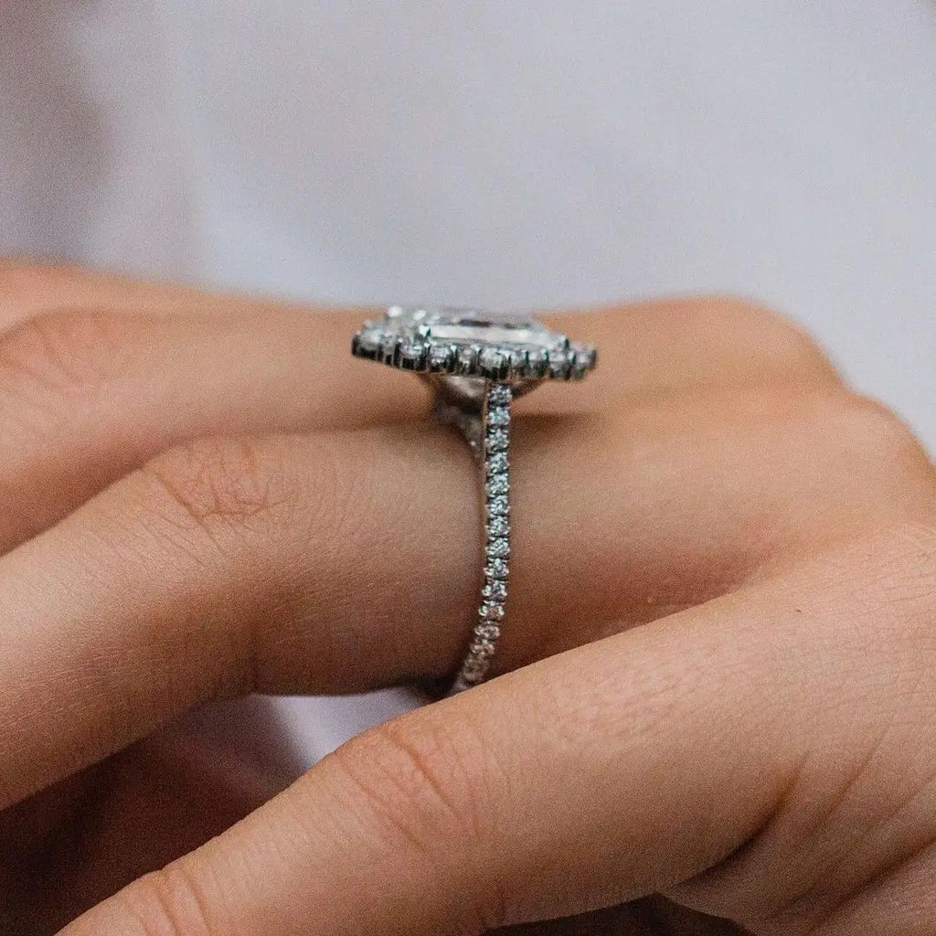 Mila Jewelry Engagement Ring with 4 Carat Moissanite Stone for Women, 18k Gold, 7.5 x 10 mm, Radian Cut, Wedding Rings, Luxury Accessories