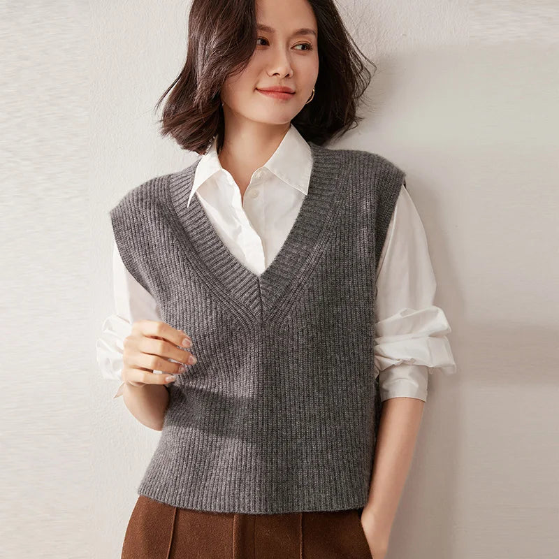 2025 New Solid Color 100% Pure Cashmere Vest for Women Loose V-Neck Cashmere Vest Thickened Sweater for Outerwear