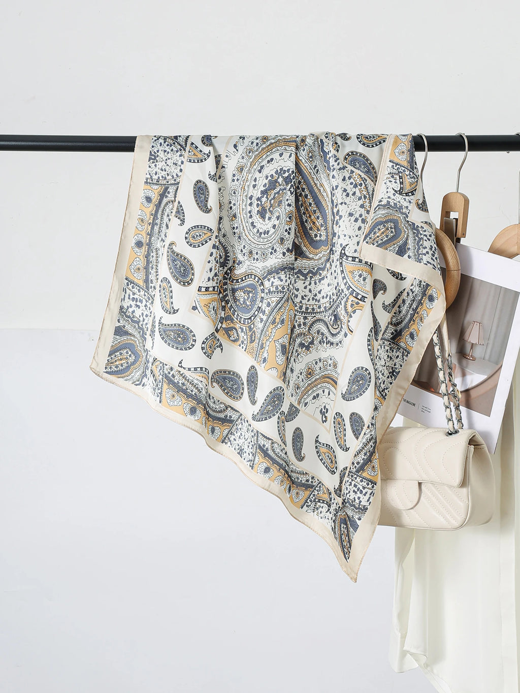 70cm Fashion Square Silk Scarf Satin Cashew Flower Print Small Neck Scarf Women Headscarf Kerchief Bandana Shawl Accessories