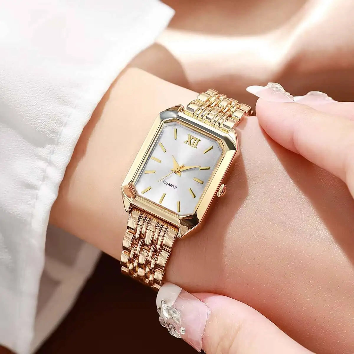 Fashion Rectangle Women Quartz Watch Luxury Analog Wristwatches Reloj Mujer Girls Clock Gift（Without Box）
