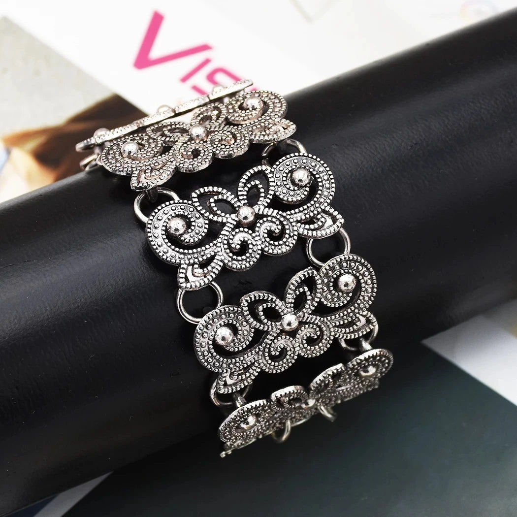 Vintage silver coin bracelet for women, featuring a boho beach, Turkish, ethnic, tribal, elegant design; vintage Tibetan bangles; Indian jewelry.