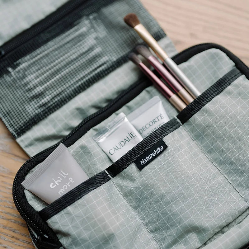 Naturehike SN03 Travel Hanging Toiletry Bag Water-proof Cosmetic Storage Bag PVC Wet Dry Separated Bag  Camping Hiking Wash Bag